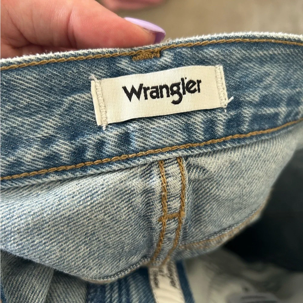 Women’s Wrangler Sunset Jeans 32x28 - Picture 8 of 10